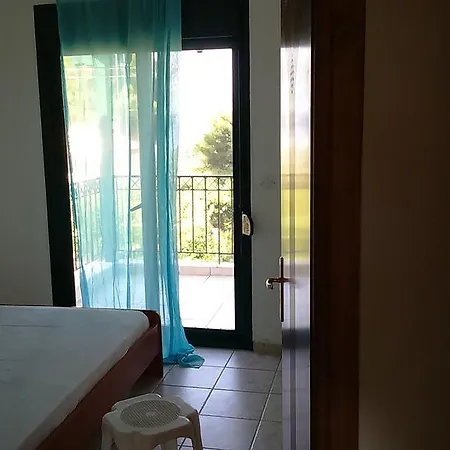 Nyaraló Roxanne Villa's *