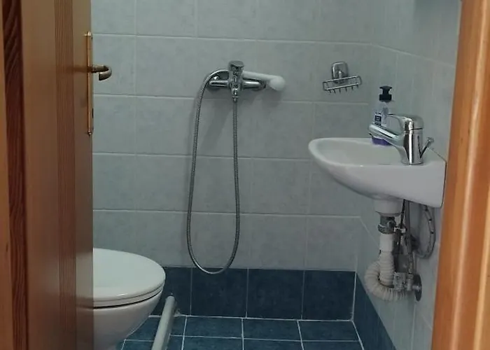 بيت للعطل Roxanne Villa's